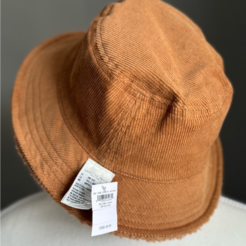 American Eagle reversible bucket hat